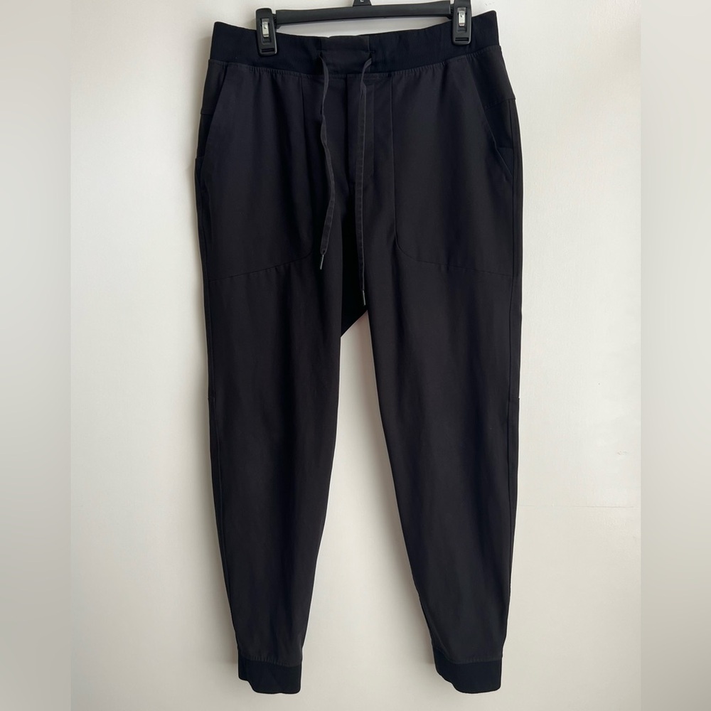 Men’s Lululemon ABC Jogger size Large